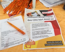 CDU-Glühwein-Bürger-Party bei Moerser Winterwetter